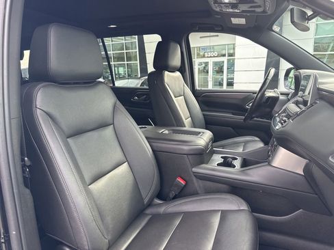 Used 2022 Chevrolet Tahoe LT w/ LT Signature Plus Package AWD/4WD image 19