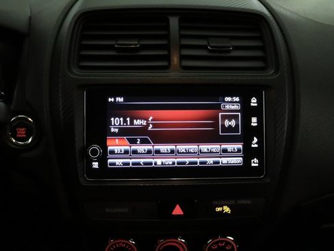 Used 2019 Mitsubishi Outlander Sport SE AWD/4WD image 20