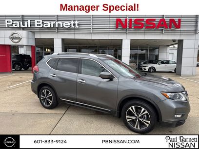 Used 2017 Nissan Rogue SL