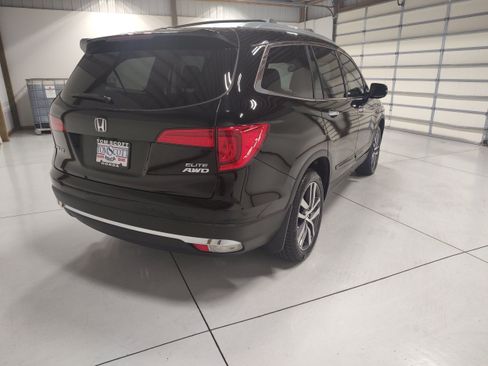Used 2017 Honda Pilot Elite image 13