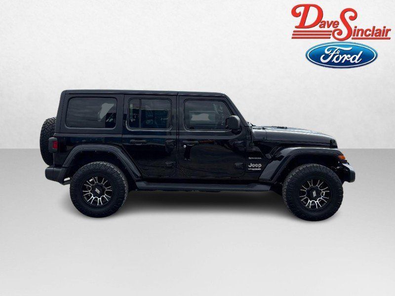 Used 2021 Jeep Wrangler Unlimited Sahara AWD/4WD image 5