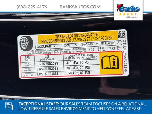 Certified 2025 GMC Sierra 2500 SLT w/ SLT Convenience Package image 9