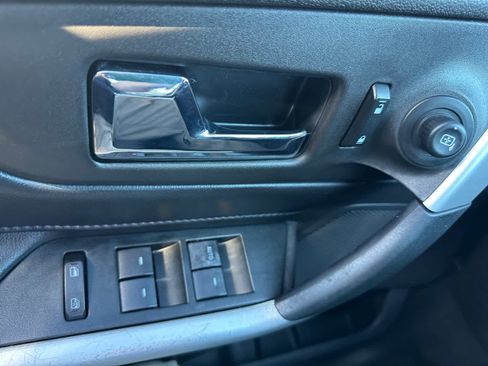 Used 2013 Ford Edge SEL FWD image 11