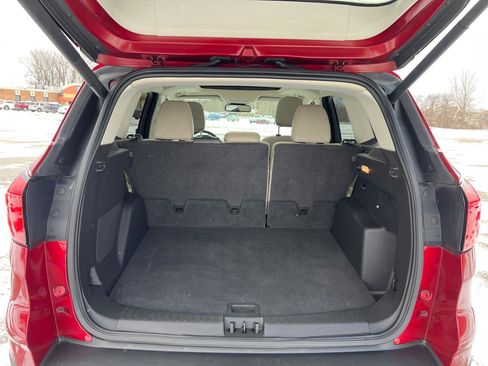 Used 2019 Ford Escape Titanium image 36