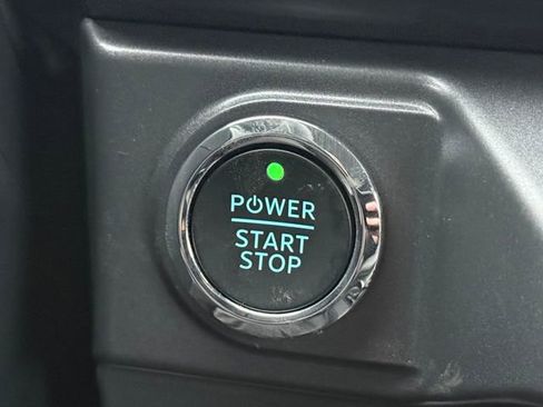 New 2025 Ford F150 Lightning XLT image 20