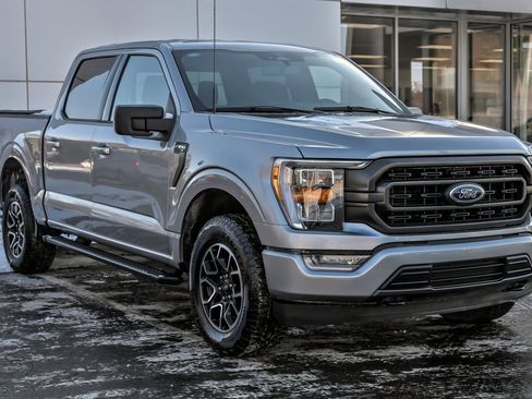 Used 2023 Ford F150 XLT w/ Equipment Group 302A High image 10