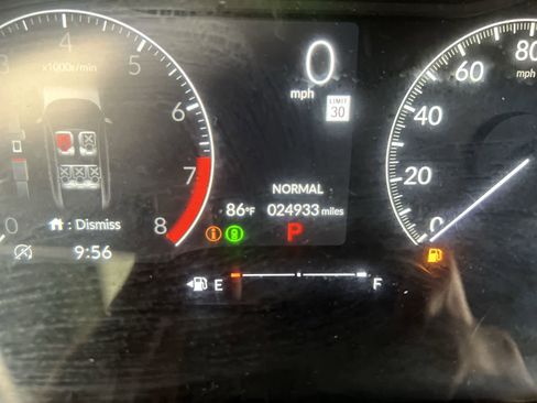 Used 2023 Honda Civic Sport image 17