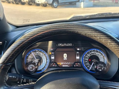 Used 2022 RAM 1500 Limited image 15