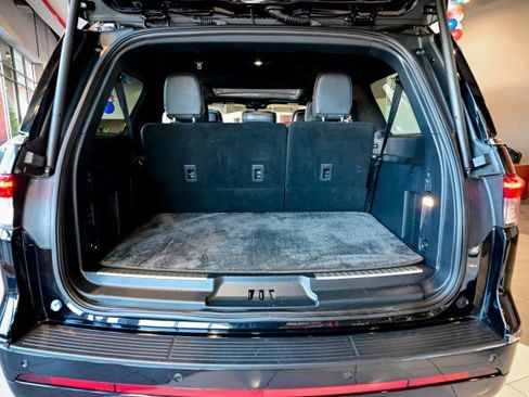 Used 2022 Lincoln Navigator L Black Label image 25