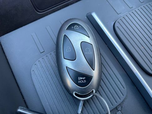 Used 2025 Hyundai Santa Fe SEL FWD image 21