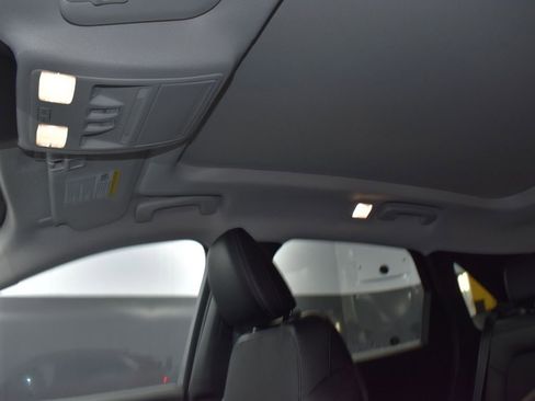 New 2025 Ford Escape SE image 19