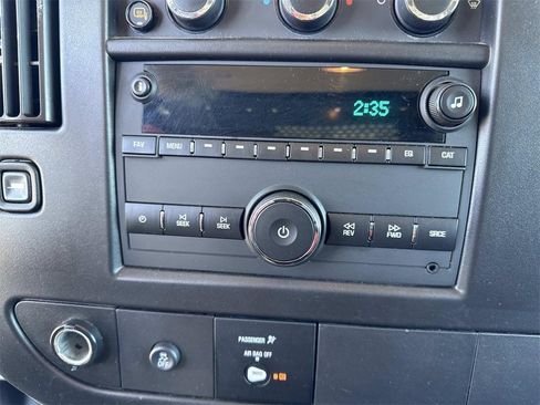 Used 2024 Chevrolet Express 2500 w/ Driver Convenience Package image 18