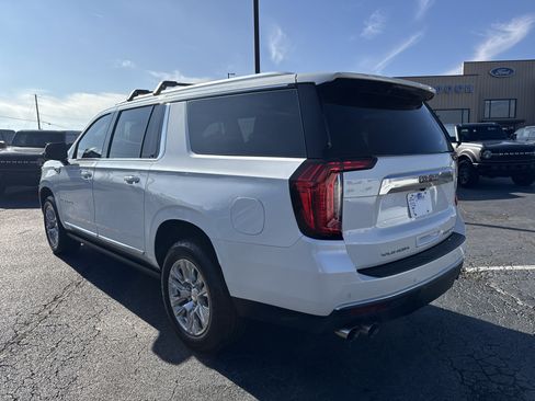 Used 2022 GMC Yukon XL Denali image 7