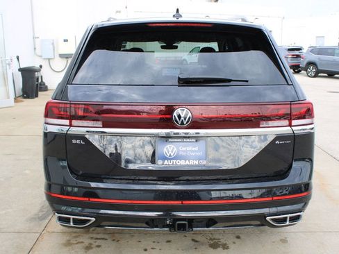 Certified 2025 Volkswagen Atlas SEL Premium R-Line image 5