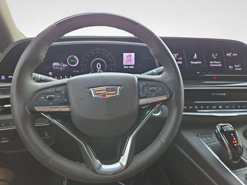 Certified 2024 Cadillac Escalade Premium Luxury AWD/4WD image 22