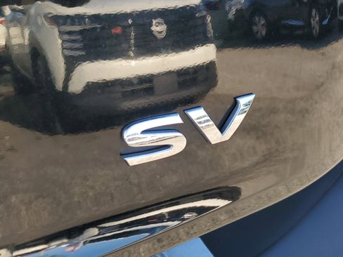 Certified 2023 Nissan Rogue SV image 30