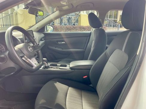 Used 2024 Nissan Sentra SV FWD image 10