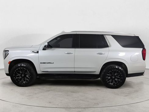 Used 2022 GMC Yukon Denali AWD/4WD image 2