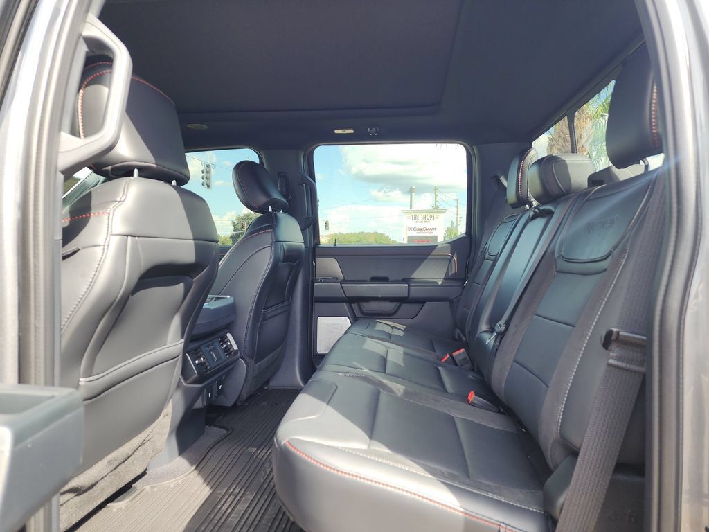 Used 2025 Ford F150 Raptor AWD/4WD image 17