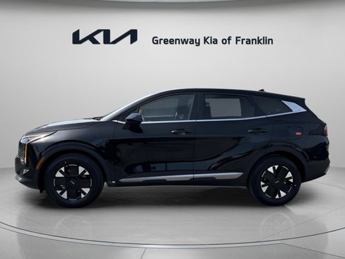 New 2026 Kia Sportage LX FWD image 4