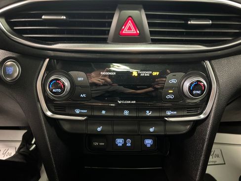 Used 2019 Hyundai Santa Fe Limited AWD/4WD image 17