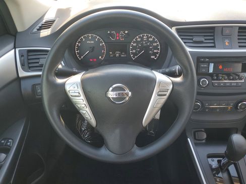 Used 2017 Nissan Sentra S image 21