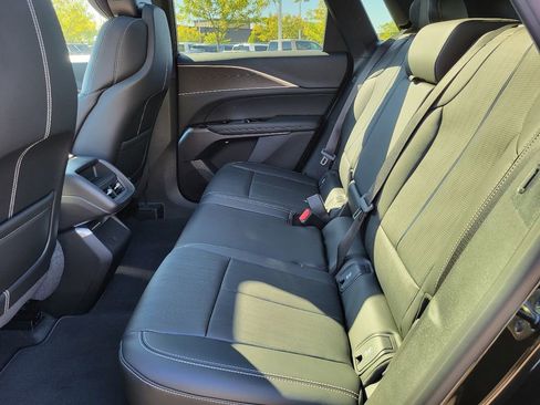 New 2026 Cadillac Lyriq Luxury image 5