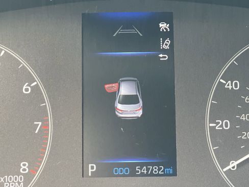 Used 2023 Toyota Corolla LE image 29