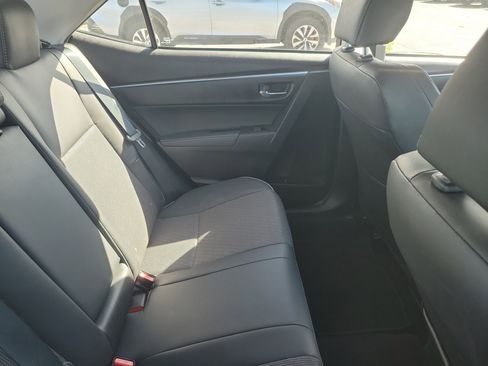 Used 2016 Toyota Corolla S image 9