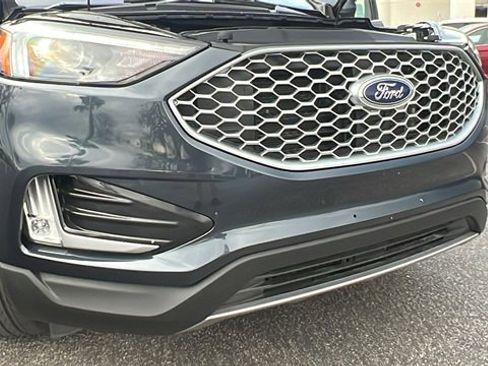 Certified 2024 Ford Edge SEL w/ Convenience Package image 11