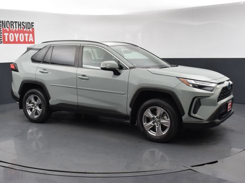 Used 2023 Toyota RAV4 XLE w/ Convenience Package AWD/4WD image 6