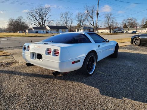 Used 1994 Chevrolet Corvette Coupe image 5