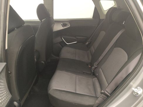 Used 2024 Kia Soul LX w/ Option Group 015 FWD image 18
