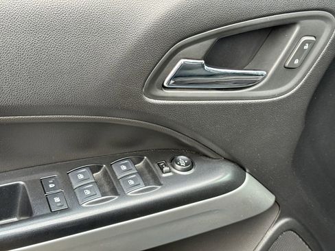 Used 2019 Chevrolet Colorado LT w/ LT Convenience Package RWD image 18