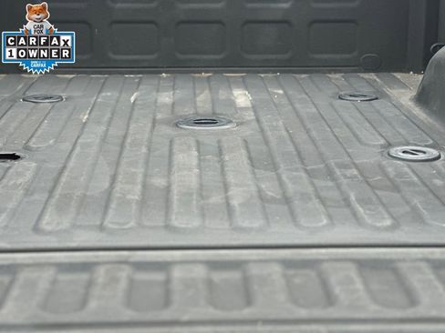 Used 2018 RAM 2500 Tradesman w/ Chrome Appearance Group image 12