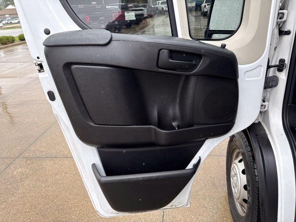 Used 2021 RAM ProMaster 2500 FWD image 24