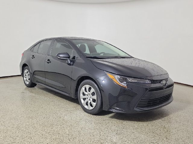 Used 2024 Toyota Corolla LE FWD image 4