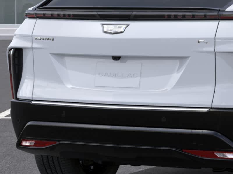Used 2027 Cadillac Lyriq Luxury w/ LPO, Floor Liner Package AWD/4WD image 14