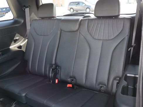 Used 2023 Hyundai Palisade Limited image 14