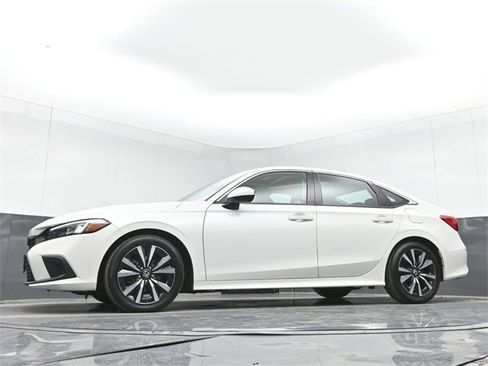 Used 2023 Honda Civic EX image 43