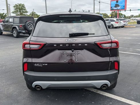 Used 2023 Ford Escape Active w/ Tech Pack #2 image 7