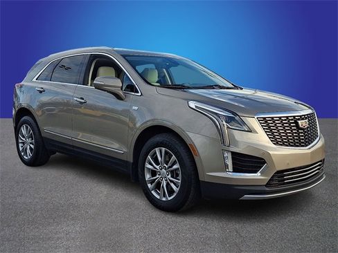 Used 2022 Cadillac XT5 Premium Luxury image 3