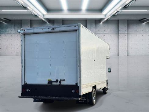 Used 2022 Ford E-450 and Econoline 450 Super Duty w/ Power Windows & Locks Group image 24