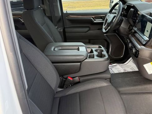 Used 2024 Chevrolet Silverado 1500 RST image 30