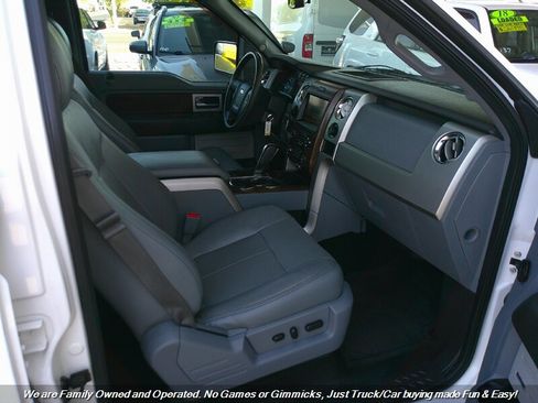 Used 2014 Ford F150 Lariat w/ Lariat Chrome Package image 29