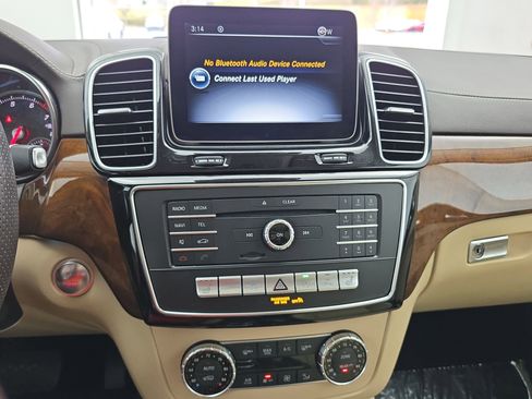 Used 2019 Mercedes-Benz GLS 450 4MATIC image 21