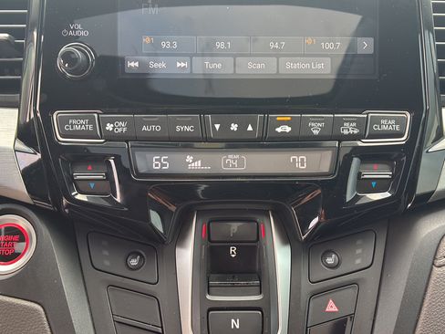 Used 2019 Honda Odyssey EX-L image 31