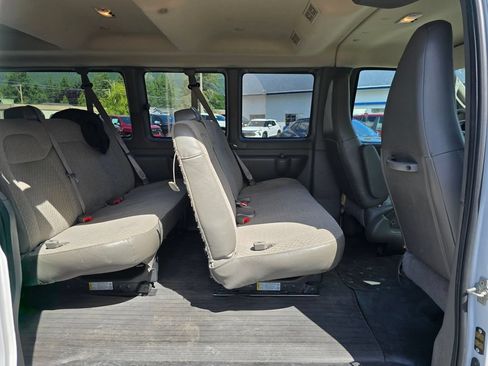 Used 2023 Chevrolet Express 3500 LS RWD image 14