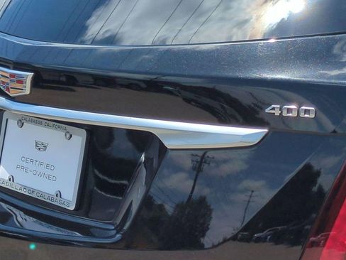 Certified 2023 Cadillac XT5 Premium Luxury FWD image 27