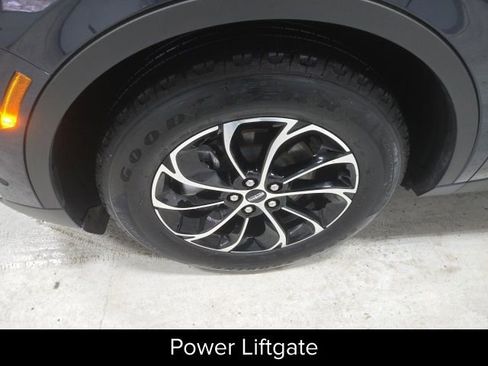 Certified 2024 Lincoln Nautilus Premier w/ Equipment Group 102A image 14